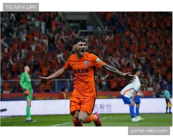 云南玉昆约尼查角球助攻 定位球进攻多样性显效率